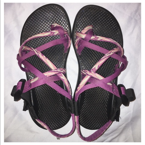 pink chacos women's